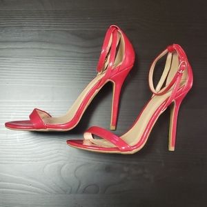 Red stiletto Hells in size 7 1/2
